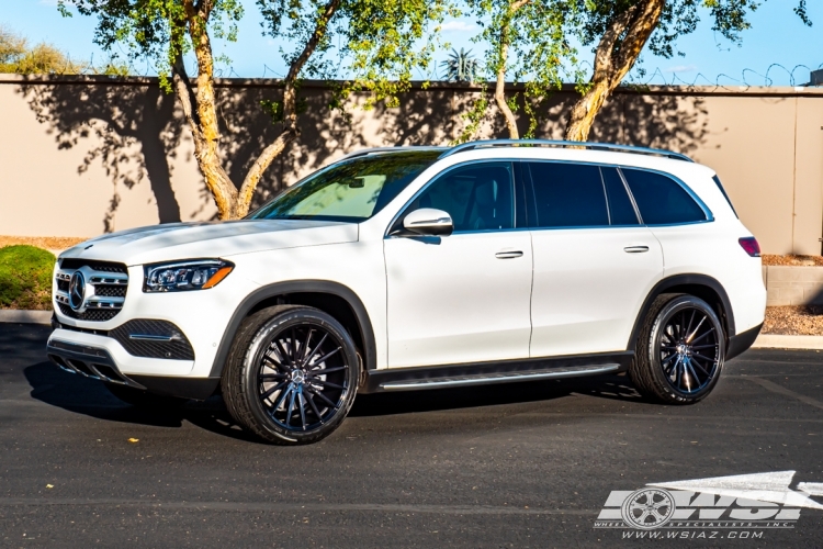 2021 Mercedes-Benz GLS/GL-Class with 22" Gianelle Verdi in Gloss Black wheels