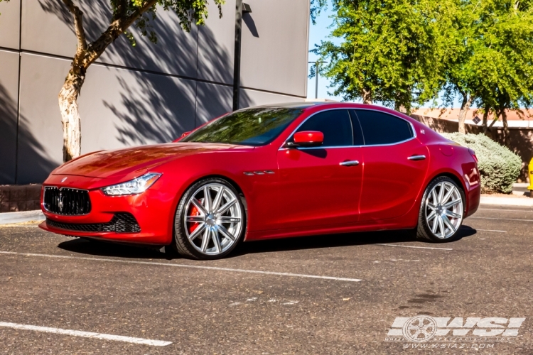 2015 Maserati Ghibli with 22" Vossen CV4 in Silver (Polished) wheels