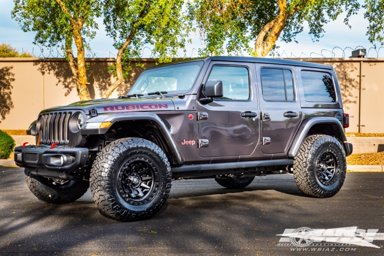 2021 Jeep Wrangler with 18" Fuel Covert D694 in Matte Black wheels