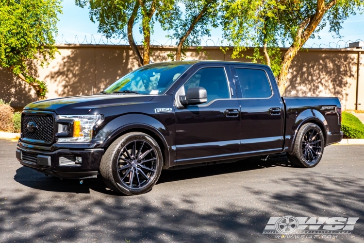 2021 Ford F-150 with 22" Vossen HF6-1 in Gloss Black Machined (Smoke Tint) wheels