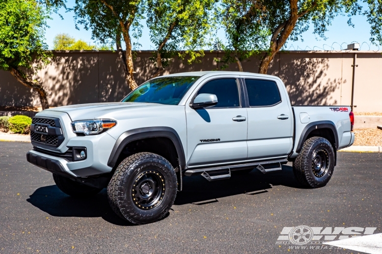 2019 Toyota Tacoma with 17" Method Race Wheels MR311 Vex in Matte Black wheels