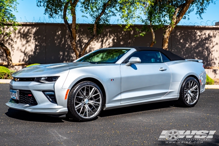 2017 Chevrolet Camaro with 20" MRR M650 in Graphite wheels