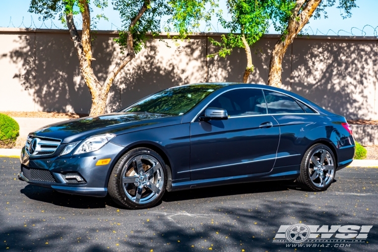 2010 Mercedes-Benz E-Class Coupe with 18" Mandrus Arrow (RF) in Chrome (Rotary Forged) wheels