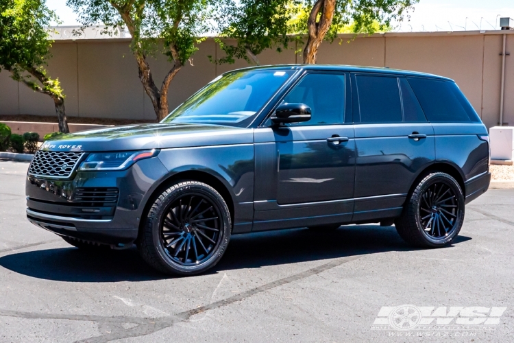 2019 Land Rover Range Rover with 22" Giovanna Spira FF in Gloss Black (Directional - Flow-Formed) wheels