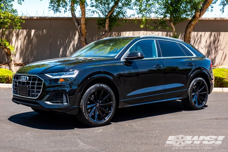 2019 Audi Q8 with 22" Koko Kuture Kapan in Gloss Black wheels