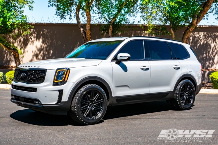 2020 Kia Telluride with 20" Vossen CV10 in Satin Black wheels