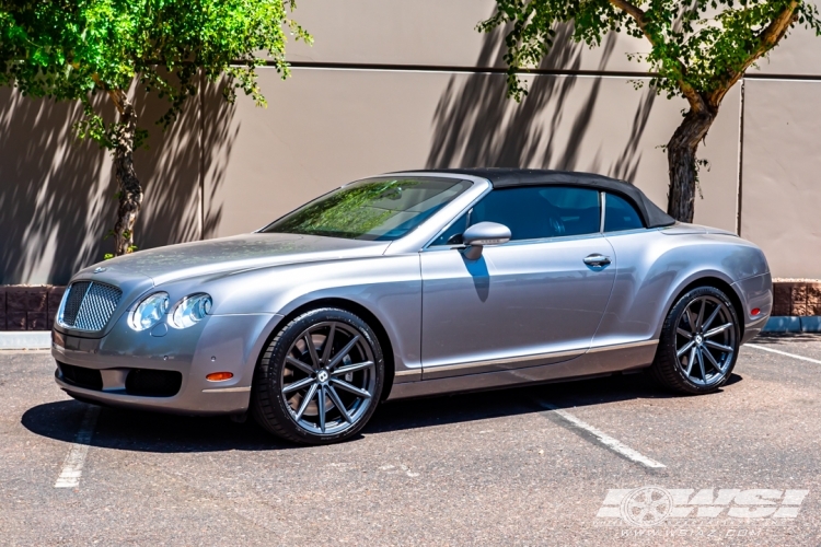 2008 Bentley Continental with 20" Vossen VFS-10 in Gloss Graphite wheels