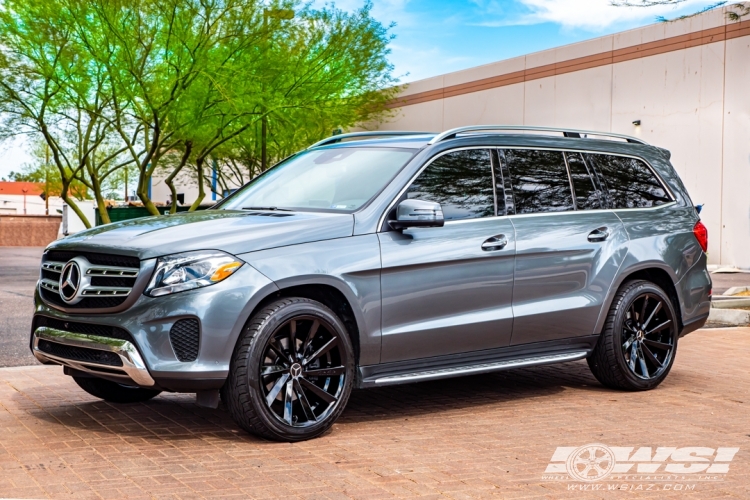 2017 Mercedes-Benz GLS/GL-Class with 22" Koko Kuture Kapan in Gloss Black wheels