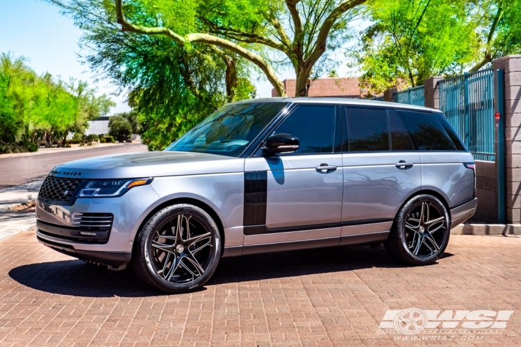 2021 Land Rover Range Rover with 22" Lexani Bavaria in Black (Machined Accents) wheels