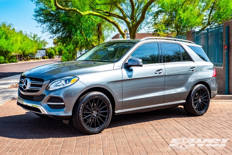 2018 Mercedes-Benz GLE/ML-Class with 20" Gianelle Verdi in Gloss Black wheels