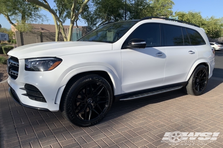 2022 Mercedes-Benz GLS/GL-Class with 22" Giovanna Bogota in Gloss Black wheels