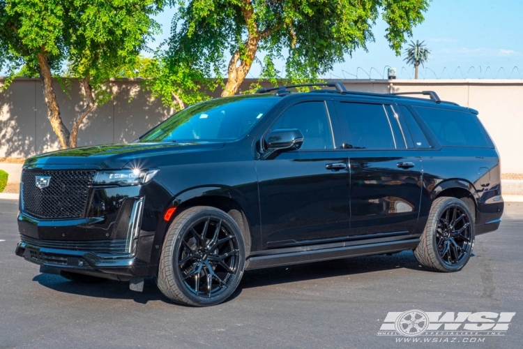 2021 Cadillac Escalade with 24" Vossen HF6-4 in Gloss Black wheels