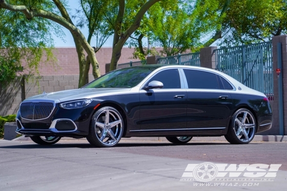 2022 Mercedes-Benz S-Class with 22" Lexani R-Four in Chrome wheels