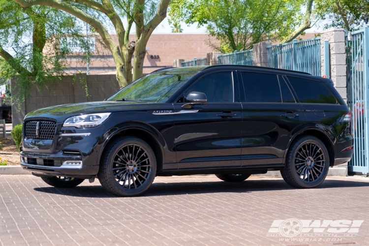 2021 Lincoln Aviator with 22" Koko Kuture URFA FF in Gloss Black (exposed lug) wheels