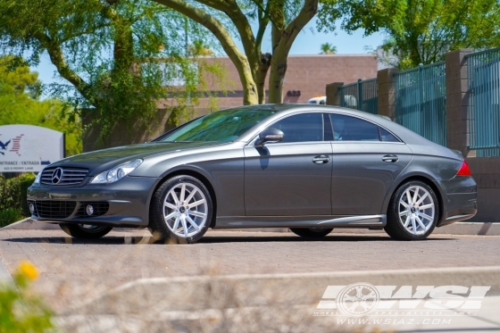 2006 Mercedes-Benz CLS-Class with 18" JNC JNC024 in Silver Machined wheels