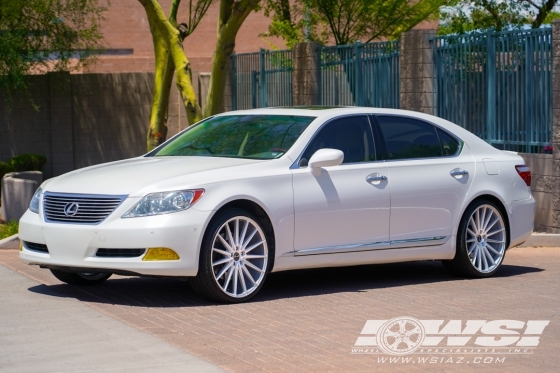 2008 Lexus LS with 22" Gianelle Verdi in Silver Machined wheels