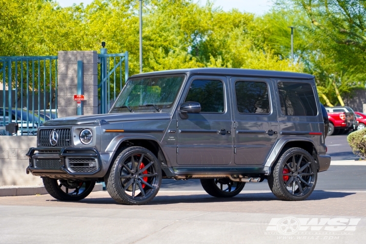 2022 Mercedes-Benz G-Class with 24" Vossen HF-3 in Gloss Black (Custom Finish) wheels