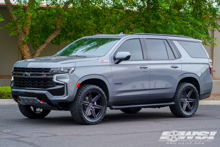 2021 Chevrolet Tahoe with 22" Vossen HF6-2 in Gloss Black Machined (Smoke Tint) wheels