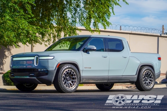 2022 Rivian R1T with 20" Black Rhino Razorback in Matte Black (Dark Tint Lip) wheels