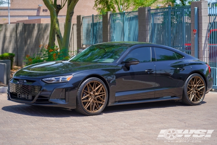 2022 Audi E-Tron GT with 22" Vossen HF-7 in Satin Bronze (Custom Finish) wheels