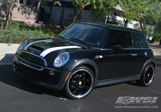 2007 Mini Cooper S with 18" Momo RPM in Black wheels