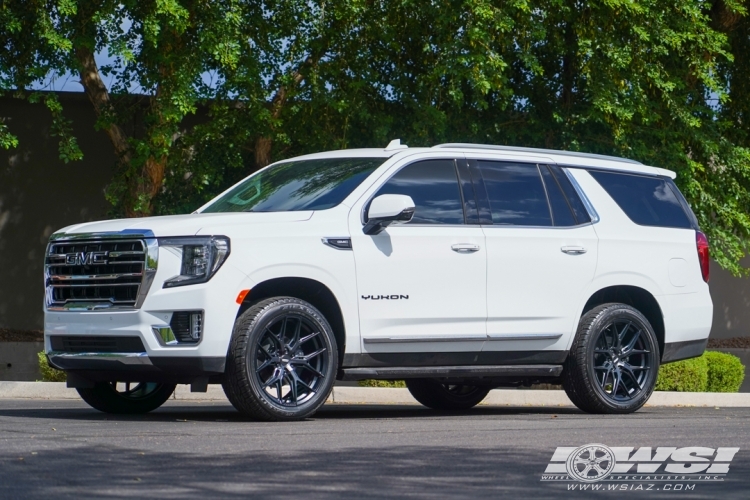 2022 GMC Yukon with 22" Vossen HF6-4 in Satin Black wheels