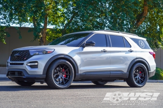 2023 Ford Explorer with 22" Ferrada FR2 in Matte Black (Gloss Black Lip) wheels