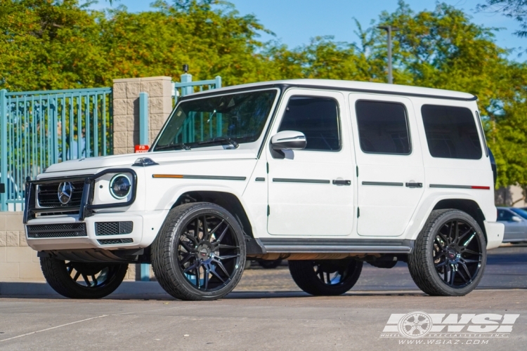 2022 Mercedes-Benz G-Class with 24" Giovanna Bogota in Gloss Black wheels