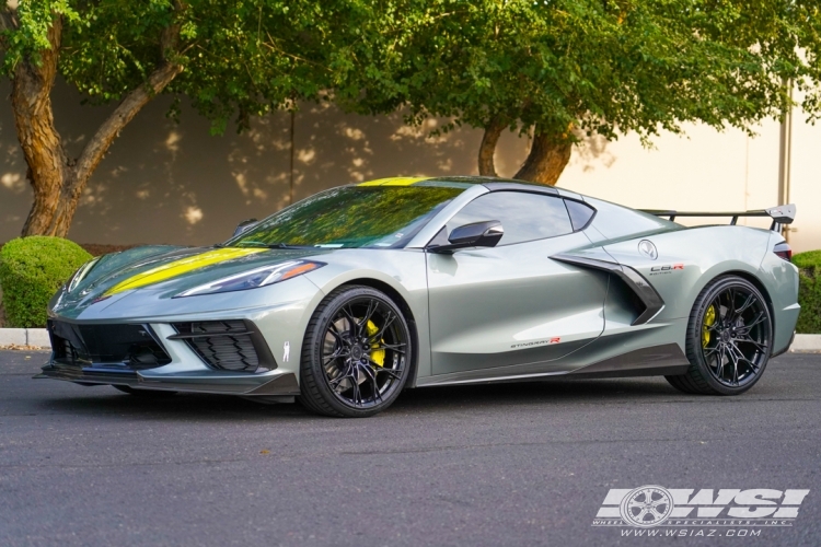 2022 Chevrolet Corvette with 21" VR Forged D01 in Gloss Black wheels