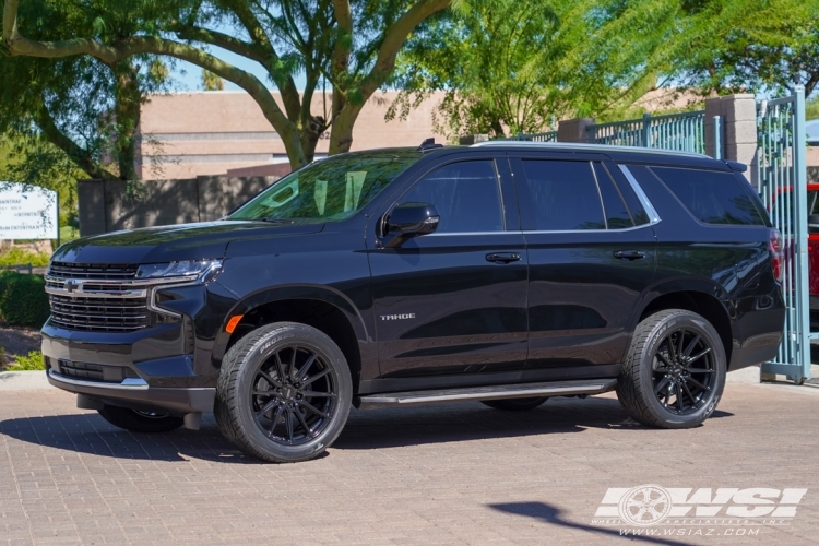 2023 Chevrolet Tahoe with 22" Vossen HF6-1 in Gloss Black wheels