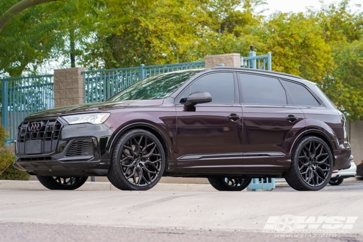 2020 Audi SQ7 with 24" Vossen HF-2 in Gloss Black (Custom Finish) wheels