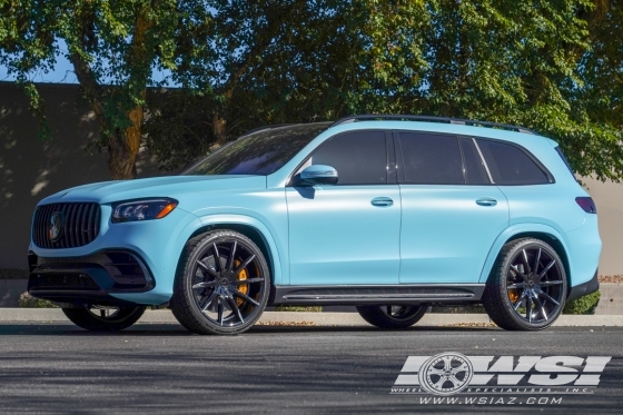 2022 Mercedes-Benz GLS/GL-Class with 24" Lexani CSS-15 CVR in Gloss Black (Machined Tips) wheels