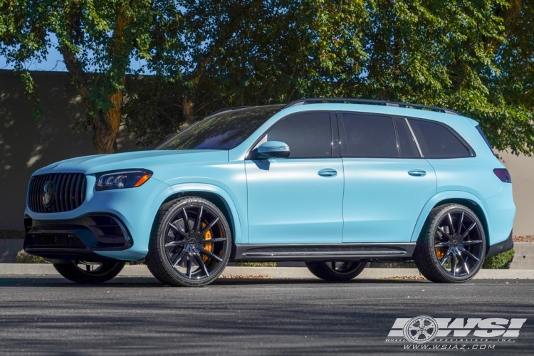 2022 Mercedes-Benz GLS/GL-Class with 24" Lexani CSS-15 CVR in Gloss Black (Machined Tips) wheels