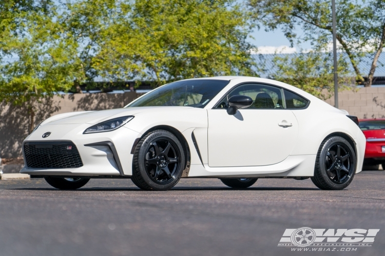 2022 Toyota GR86 with 18" Enkei T6R in Gloss Black wheels