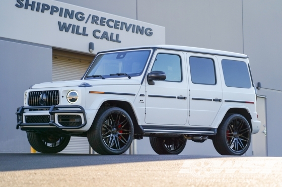 2023 Mercedes-Benz G-Class with 23" Brabus Monoblock F in Gloss Black wheels