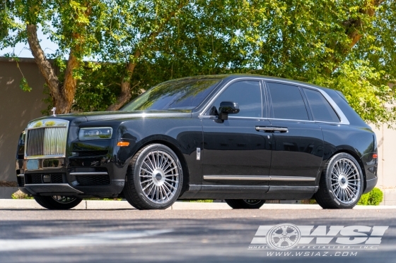 2021 Rolls-Royce Cullinan with 22" Vossen HF-8 in EMC Polished/Brushed wheels