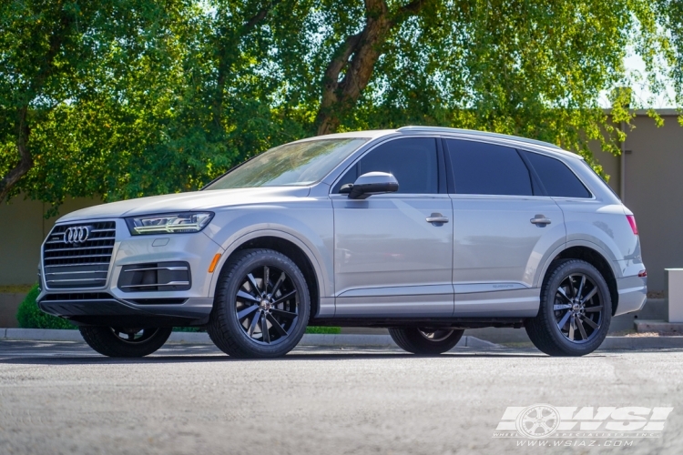 2019 Audi Q7 with 20" Koko Kuture Kapan in Gloss Black wheels