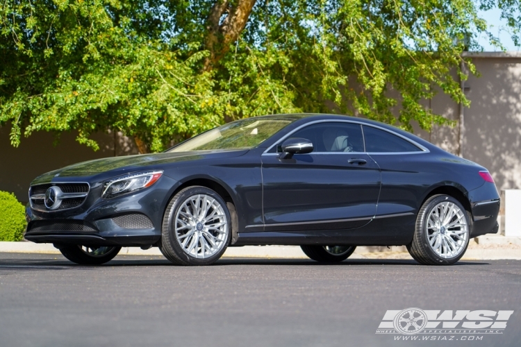 2015 Mercedes-Benz S-Class with 20" Lexani Aries in Silver wheels