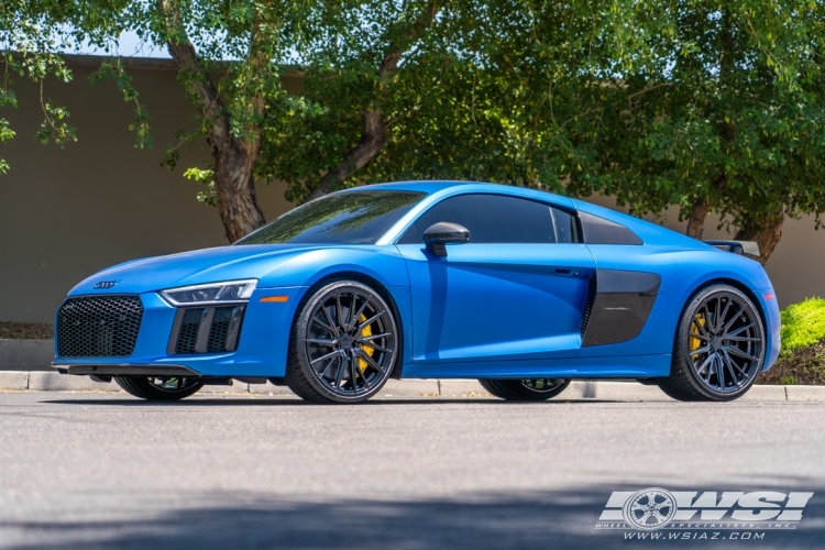 2017 Audi R8 with 20" Vossen HF-4T in Gloss Black (Custom Powdercoat) wheels