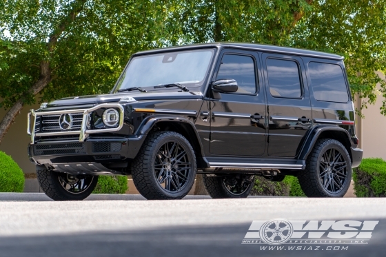 2023 Mercedes-Benz G-Class with 22" Vossen HF-7 in Gloss Black wheels