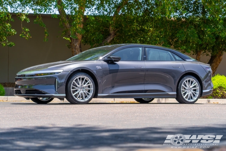 2022 Lucid Air with 20" Vossen HF-4T in Silver Polished wheels