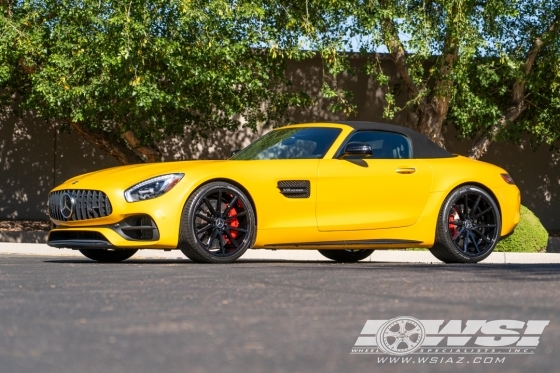 2018 Mercedes-Benz AMG GT-Series with 21" Vossen VFS-1 in Gloss Black (Custom Finish) wheels