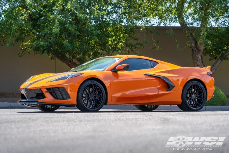 2023 Chevrolet Corvette with 21" Avant Garde M520-R in Graphite wheels