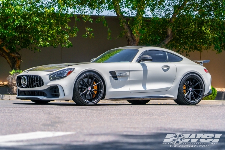 2018 Mercedes-Benz AMG GT-Series with 21" HRE P104SC in Custom wheels