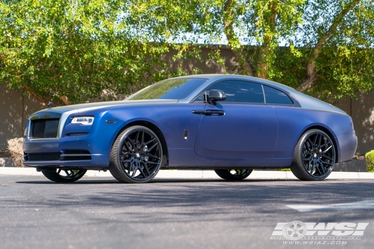 2017 Rolls-Royce Wraith with 24" Giovanna Bogota in Gloss Black wheels