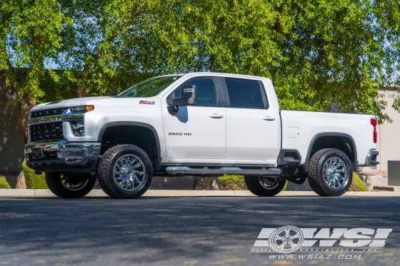 2022 Chevrolet Silverado 2500HD with 20" Fuel Saber D743 in Chrome wheels