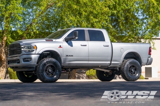 2022 Ram Pickup with 18" Method Race Wheels MR312 in Matte Black wheels