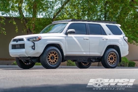 2021 Toyota 4-Runner with 18" Method Race Wheels MR305 NV in Bronze (Matte Black Lip) wheels