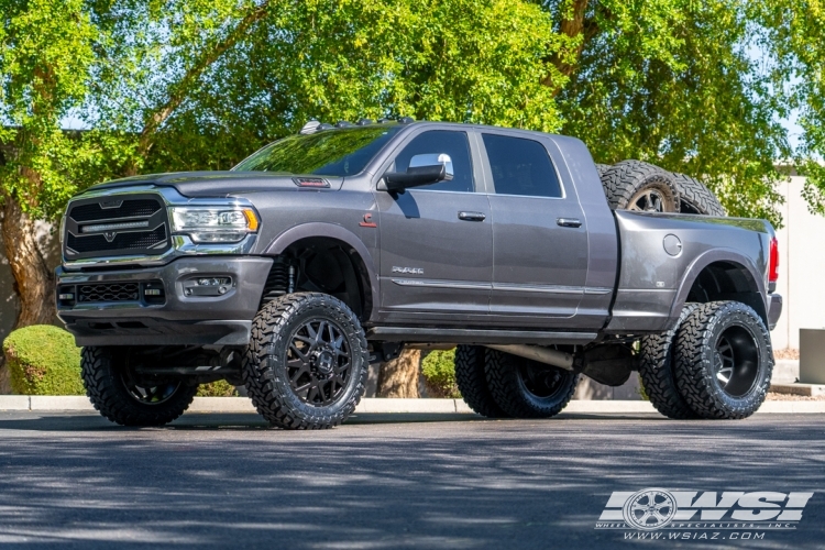 2019 Ram Pickup with 22" Hostile Off Road H402 Diablo-R in Satin Black (Asphalt) wheels