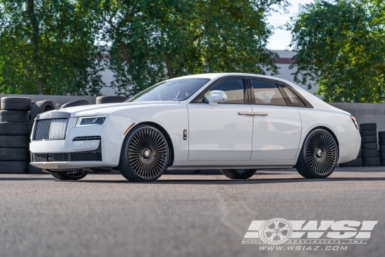 2023 Rolls-Royce Ghost with 24" Forgiato Trimestre-M in Gloss Black wheels